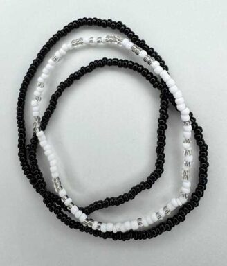 Cutesy Black-White Ankle Bead Set